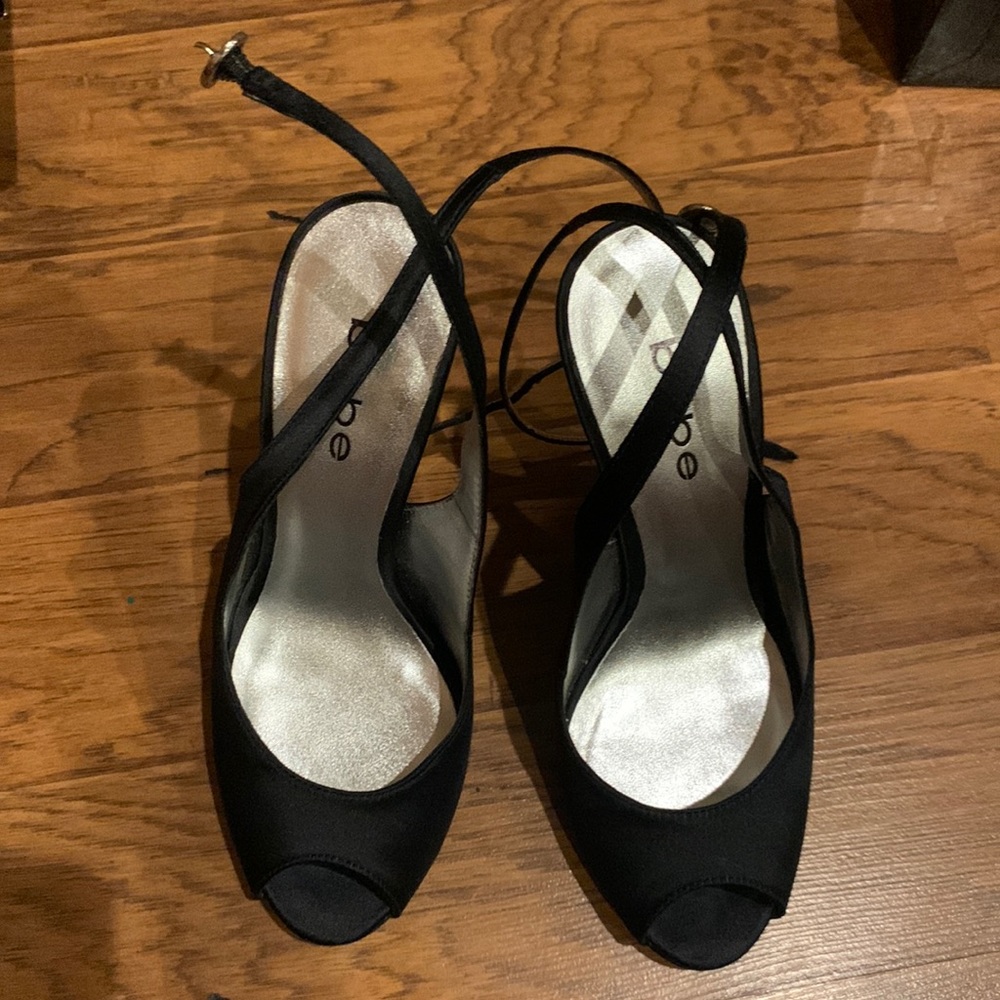 Bebe size 5 high heel shoes
